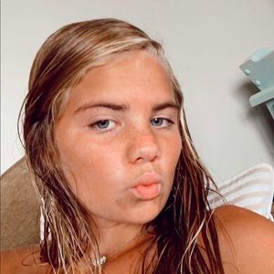 Meet your Posher, Eva